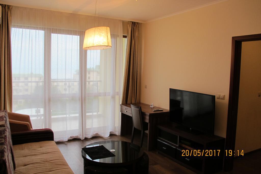 3- room Apartment in Golden Line Goldstrand Exterior foto